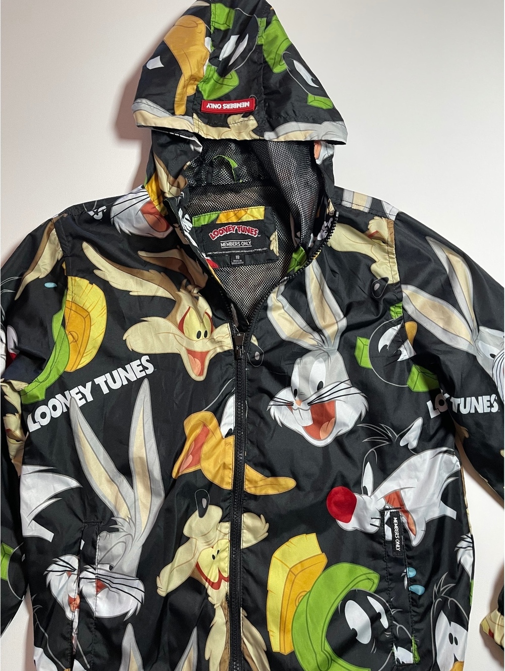 Looney Tunes Members Only Black Cartoon Character Hooded Zip